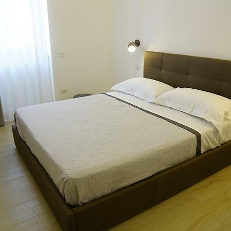 Il Diamante Nei Sassi Rooms Matera Bagian luar foto