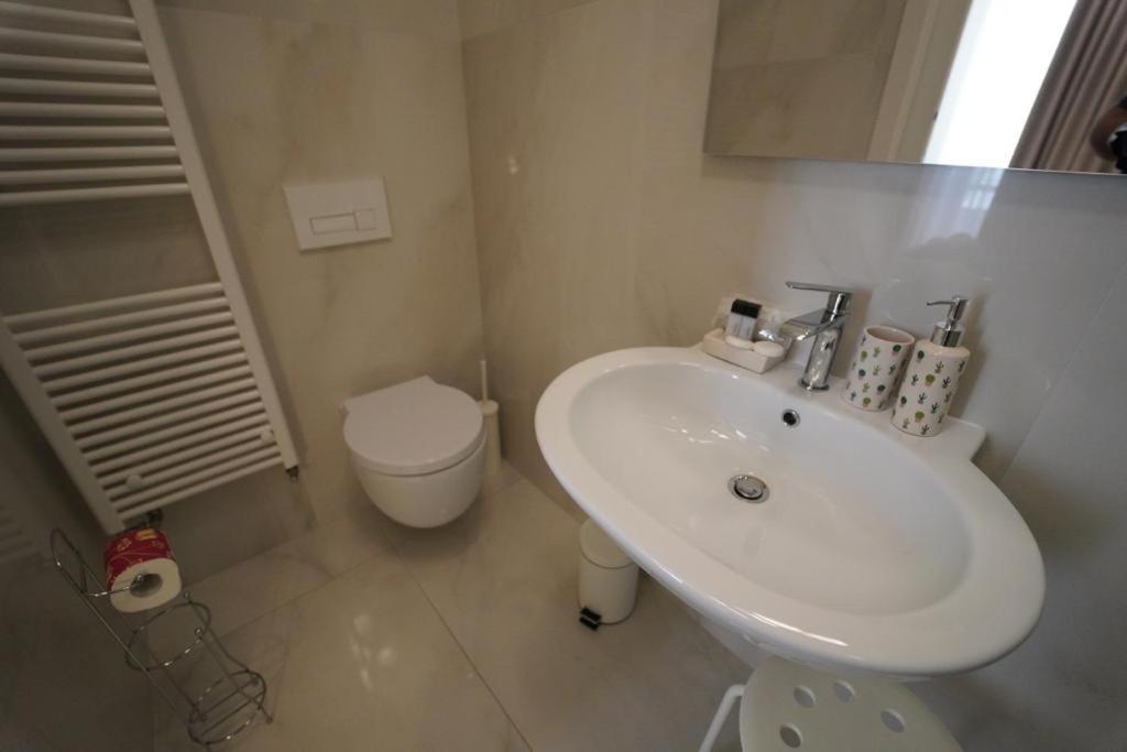 Il Diamante Nei Sassi Rooms Matera Bagian luar foto