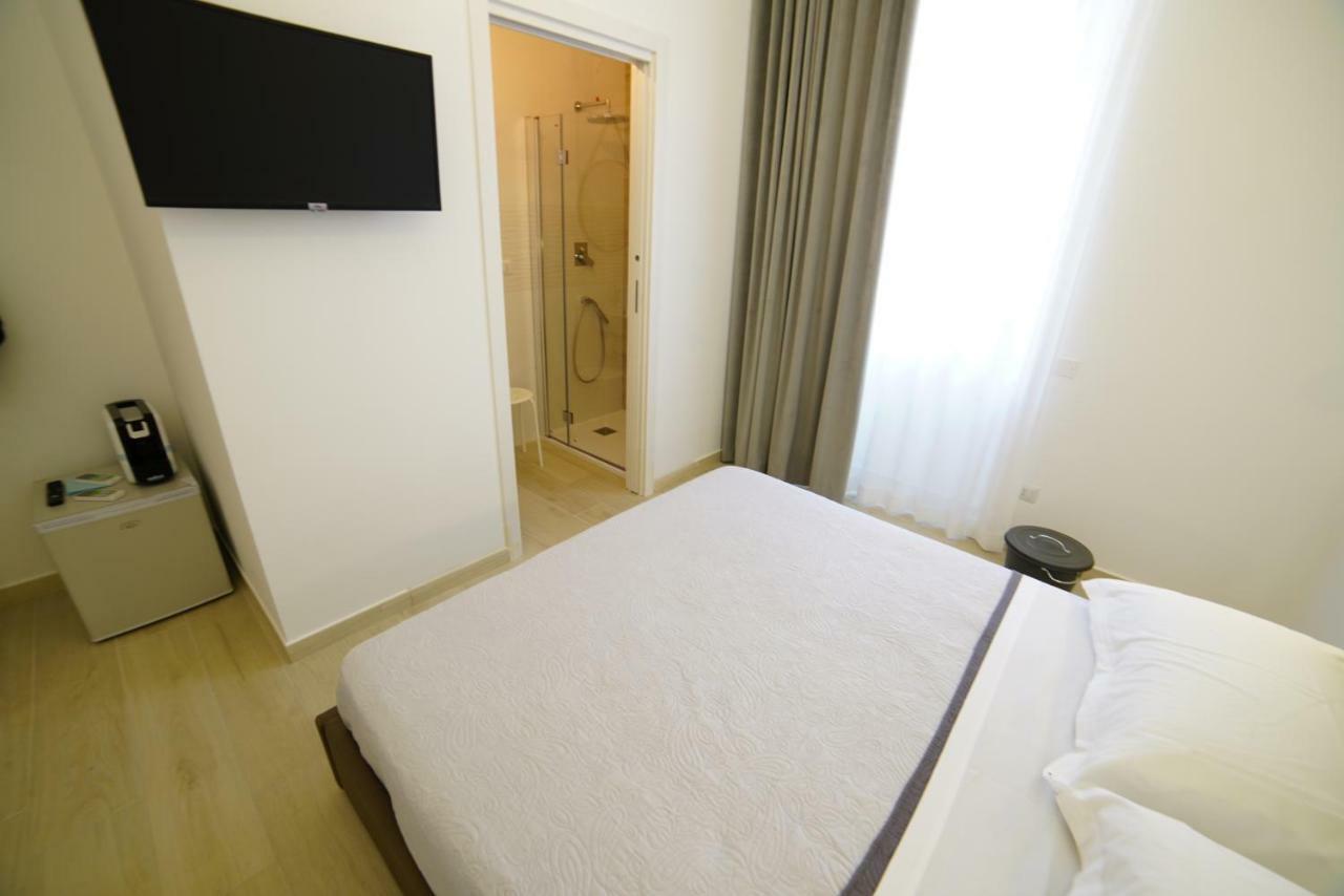 Il Diamante Nei Sassi Rooms Matera Bagian luar foto