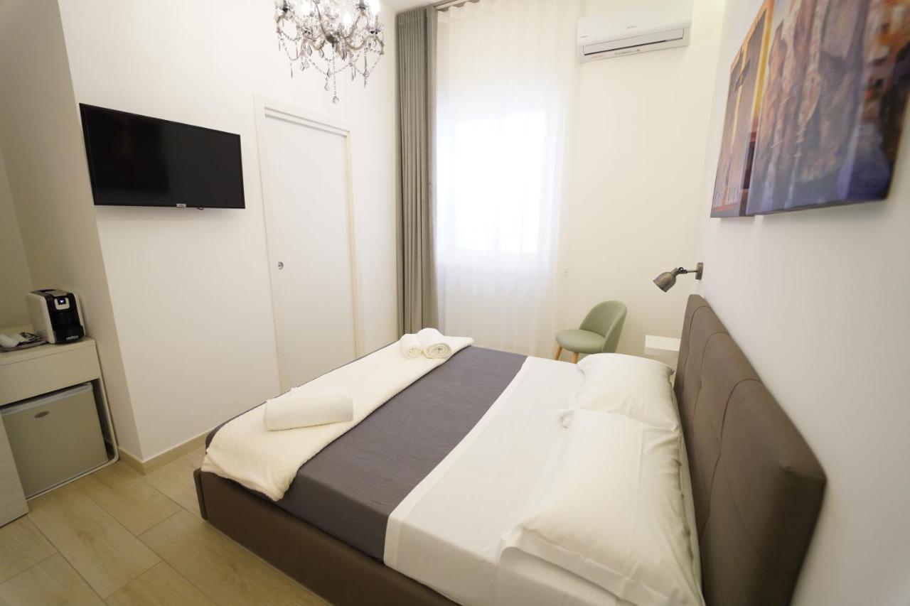 Il Diamante Nei Sassi Rooms Matera Bagian luar foto